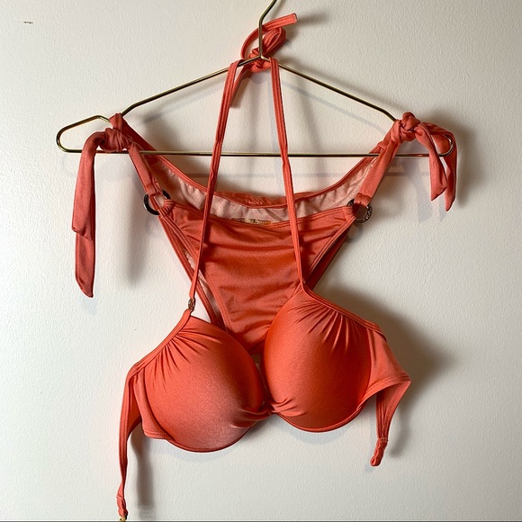 Victoria’s Secret Swim Top 34D